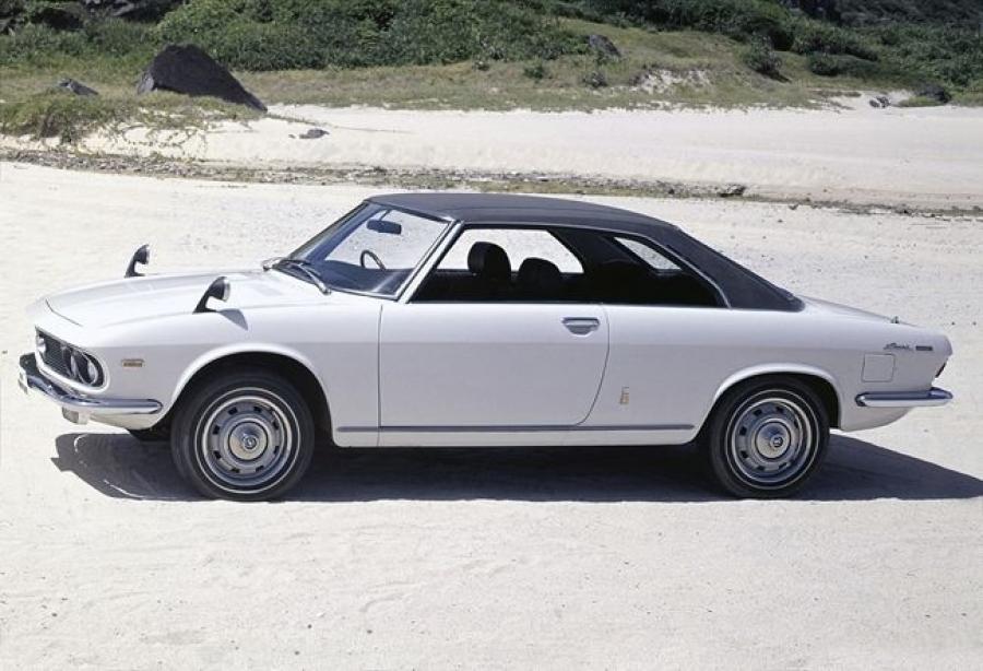  Mazda Luce Rotary Coupe 1969 года  (фото 8 из 10)